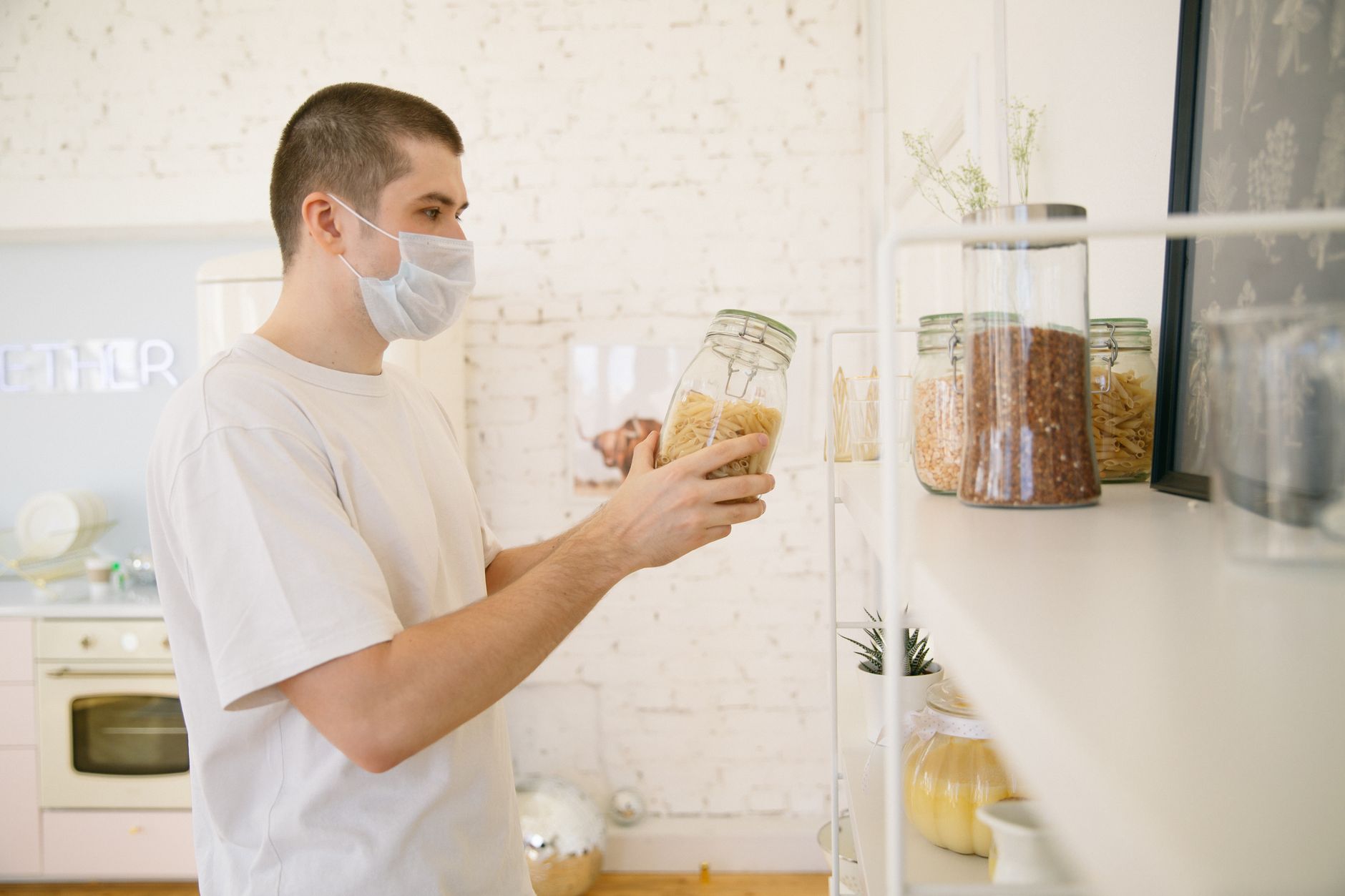 Ilustracja: Community Pantry Membership Explained: How UK Food Club Community Pantry Membership Explained: How UK Food Clubs Work - zdjecie w tresci